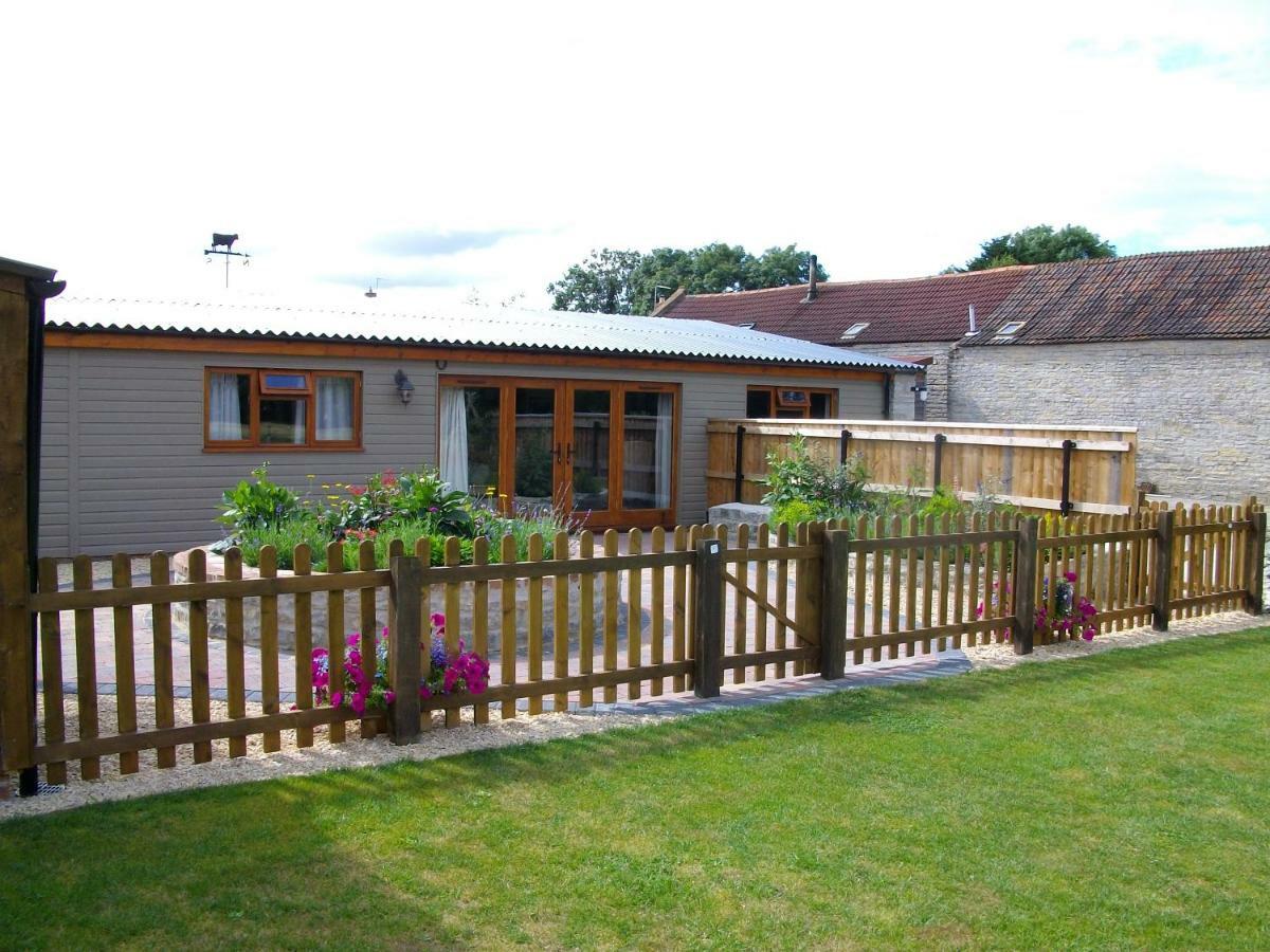 The Old Cowstall Somerton  Exterior foto